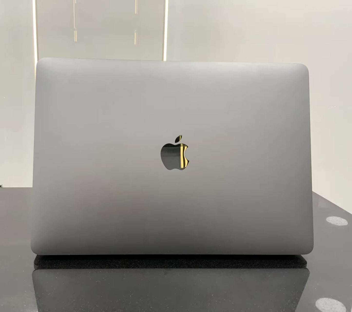 Used MacBook Air M1 Pre-Owned by 1 Owner| Fully Tested | DXB Gadgets UAE DXB Gadgets